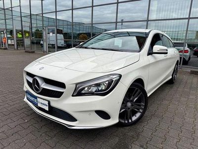 Gebraucht Mercedes CLA220 Shooting Brake 177 PS (130 kW) 2016 Weiß Kombi