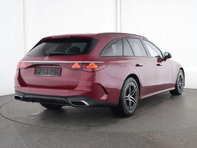 Gebraucht Mercedes E220 AMG 197 PS (144 kW) 2025 Rot Limousine