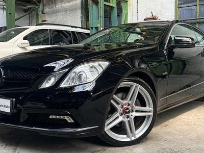 Gebraucht Mercedes E350 292 PS (214 kW) 2010 Schwarz Coupé