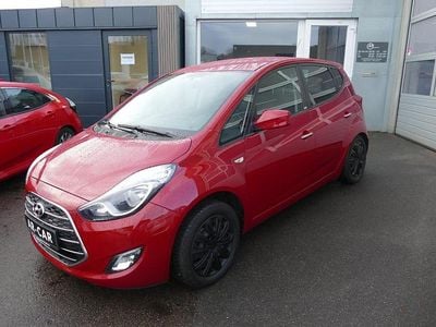 Usata Hyundai ix20 Passion 90 CV (66 kW) 2016 Rosso Utilitaria