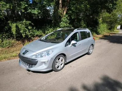 Gebraucht Peugeot 308 SW 120 PS (88 kW) 2011 Grau Kombi