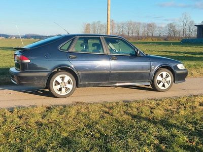 Blau Gebraucht 2002 Saab 9-3 Coupé | 1.550 €