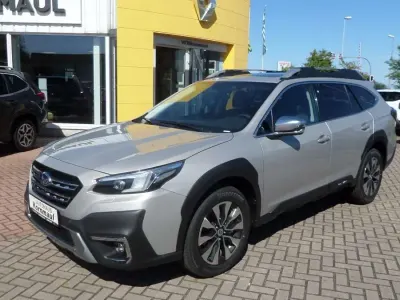 Gebraucht Subaru Outback Platinum 169 PS (124 kW) 2024 Cashmere gold opal metallic SUV