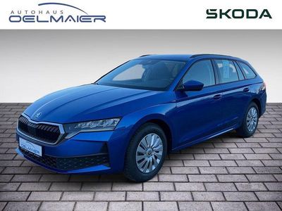 Neu Skoda Octavia Essence 116 PS (85 kW) 2025 Blau Kombi
