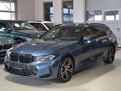 Blau Gebraucht 2025 BMW 330e Shadowline Limousine | 48.990 € (Guter Preis)