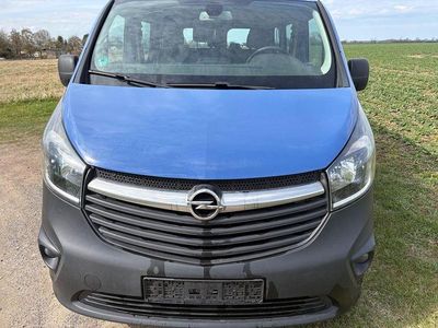 Gebraucht Opel Vivaro 125 PS (91 kW) 2017 Blau Van / Kleinbus