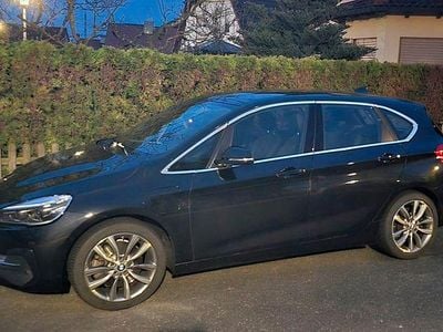 Gebraucht BMW 225 Active Tourer iPerformance 224 PS (164 kW) 2019 Schwarz Van / Kleinbus