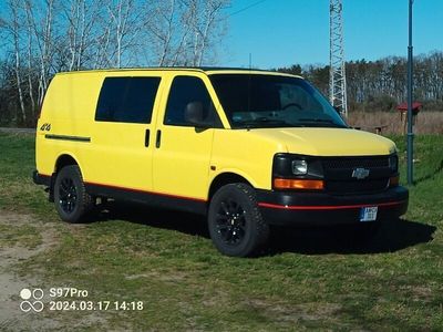 gebraucht Chevrolet Express 6.5 TDI 4x4