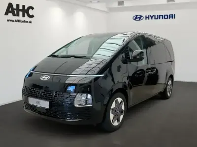 Second-hand Hyundai Staria Prime 224 CP (164 kW) 2025 Negru Monovolum