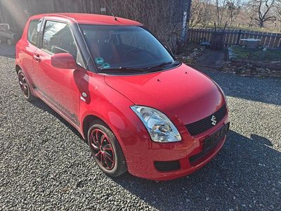 Gebraucht Suzuki Swift Comfort 92 PS (67 kW) 2008 Rot Kleinwagen