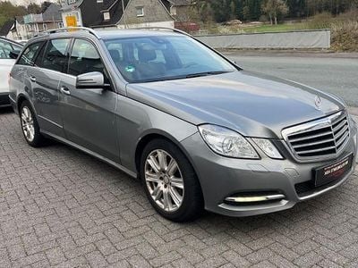 Usata Mercedes E300 231 CV (169 kW) 2011 Grigio Station wagon