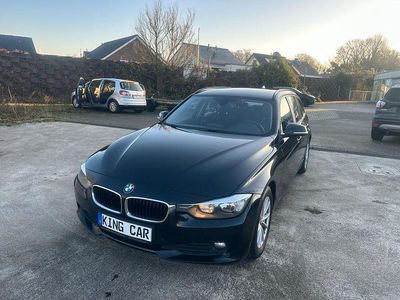 Gebraucht BMW 320 Sport Line 184 PS (135 kW) 2015 Schwarz Kombi