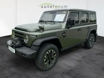 Neu BAW 212 166 PS (122 kW) 2026 Grün SUV