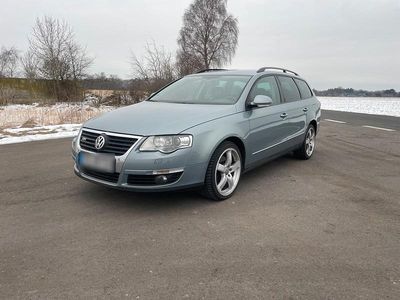 Gebraucht VW Passat 140 PS (102 kW) 2009 Blau Kombi