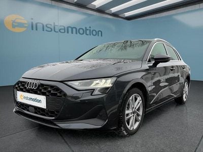 Grau Gebraucht 2025 Audi A3 Sportback Kleinwagen | 31.749 € (Superpreis)