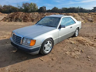 Gebraucht Mercedes E300 Sportline 180 PS (132 kW) 1990 Silber Coupé
