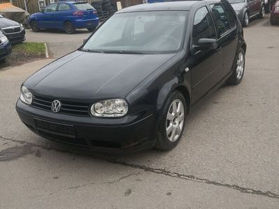 gebraucht VW Golf IV schwarz TÜV 06.2025