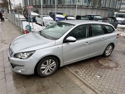 Gebraucht Peugeot 308 SW Active 120 PS (88 kW) 2015 Grau Kombi
