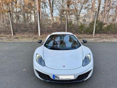 Weiß Gebraucht 2014 McLaren MP4-12C Cabrio | 119.000 €