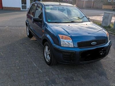 Usata Ford Fusion 80 CV (58 kW) 2007 Blu Utilitaria