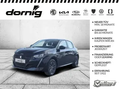 Käytetty Peugeot e-208 Active 100 kW (136 HP) 2022 Musta Viistoperä