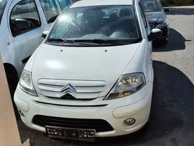 Usado Citroën C3 Exclusive 73 CV (53 kW) 2008 Blanco Berlina