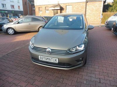 Gebraucht VW Golf Sportsvan Highline 150 PS (110 kW) 2017 Gold Van / Kleinbus