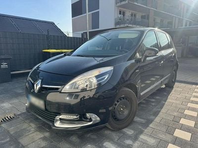 Gebraucht Renault Scénic Bose Edition 132 PS (97 kW) 2014 Schwarz Van / Kleinbus