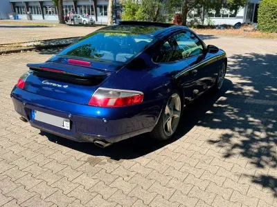 Gebraucht Porsche 911 Carrera 4 300 PS (220 kW) 2001 Blau Coupé