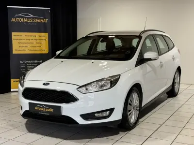 Gebraucht Ford Focus Business Edition 125 PS (91 kW) 2016 Weiß Limousine