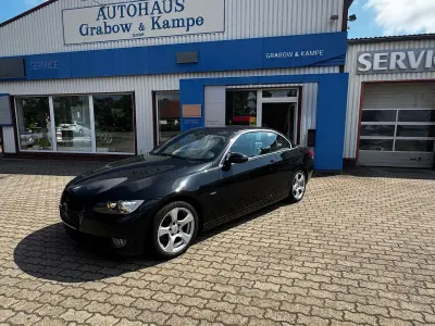 Gebraucht BMW 320 Cabriolet 177 PS (130 kW) 2008 Black sapphire metallic Cabrio