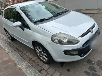 Usata Fiat Punto 78 CV (57 kW) 2011 Grigio Utilitaria
