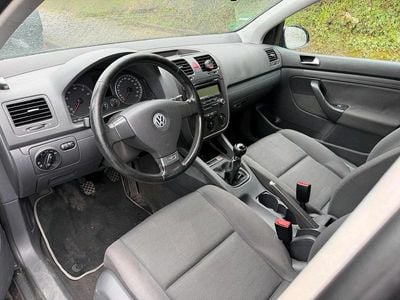 Usata VW Golf IV 166 CV (122 kW) 2005 Nero Utilitaria
