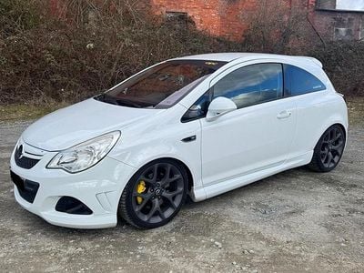 Gebraucht Opel Corsa OPC 230 PS (169 kW) 2011 Weiß Kleinwagen