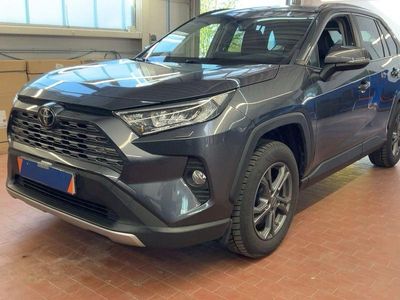 Usado Toyota RAV4 Club 175 HP (128 kW) 2020 Cinzento SUV