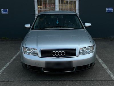Gebraucht Audi A4 131 PS (96 kW) 2001 Silber Limousine