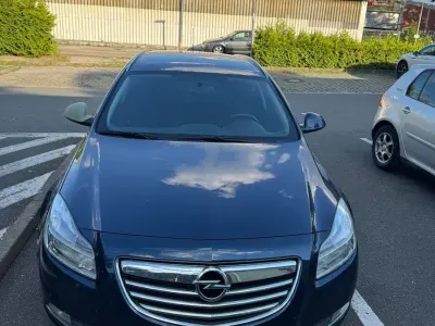 Gebraucht Opel Insignia Sport 131 PS (96 kW) 2011 Kombi