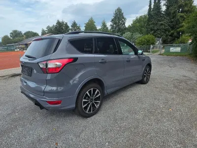 Gebraucht Ford Kuga ST-Line 150 PS (110 kW) 2019 Grau SUV
