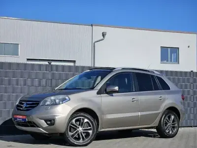 Usata Renault Koleos Night&Day 110 CV (80 kW) 2012 Oro SUV