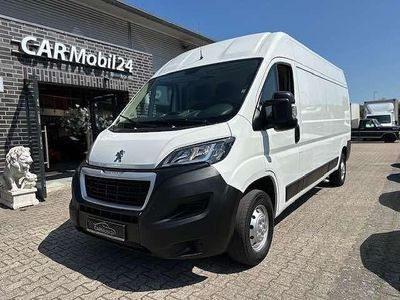 Weiss (metallic) Gebraucht 2020 Peugeot Boxer Premium Van | 17.900 € (Fairer Preis)