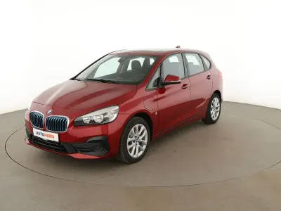 Używany BMW 225 Active Tourer 224 KM (164 kW) 2018 Czerwony Minivan