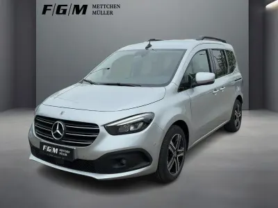 Gebraucht Mercedes T180 Progressive 116 PS (85 kW) 2025 Silber Van / Kleinbus