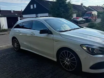 Gebraucht Mercedes CLA180 Shooting Brake Edition 122 PS (89 kW) 2018 Weiß Kombi