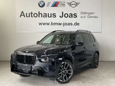 Neu BMW X7 Sport Line 352 PS (258 kW) 2026 M carbonschwarz SUV