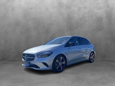 Lack hightechsilber Gebraucht 2025 Mercedes B180 Progressive Van / Kleinbus | 28.540 € (Guter Preis)