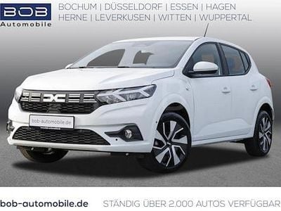 Weiß Gebraucht 2025 Dacia Sandero Expression Limousine | 15.777 € (Superpreis)