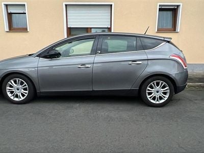 Second-hand Lancia Delta 120 CP (88 kW) 2010 Gri Hatchback