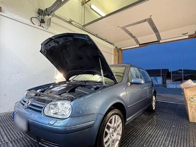Gebraucht VW Golf 110 PS (80 kW) 2003 Andere farben Coupé
