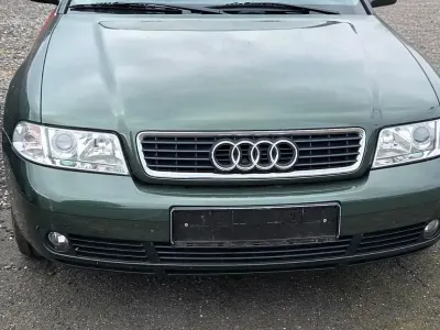 Gebraucht Audi A4 193 PS (141 kW) 1999 Grün Limousine