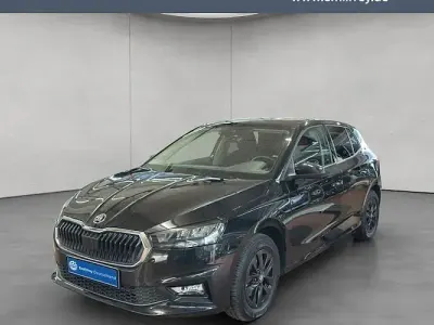 Käytetty Skoda Fabia Selection 116 HP (85 kW) 2025 Musta Viistoperä